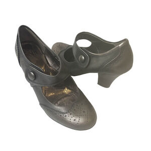 Sofft Mary Jane Bronze Leather Wing Tip Classic Pump Women's Size 8.5 High Heels